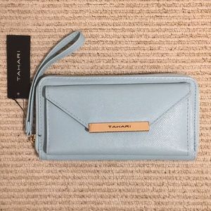 NWT Tahari Organizer Clutch Wristlet Wallet